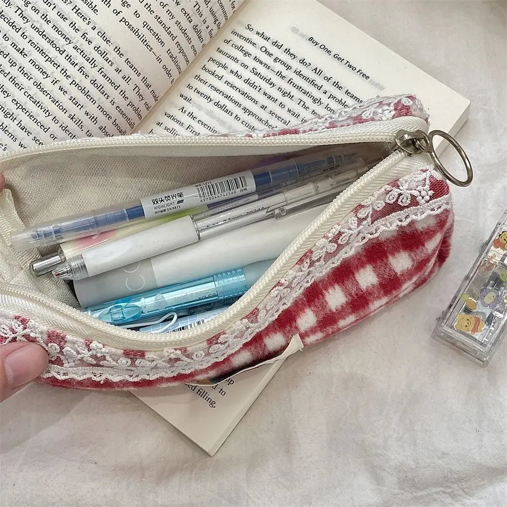 Winter Cat Gingham Zipper Pouch - Ice Cream Cake