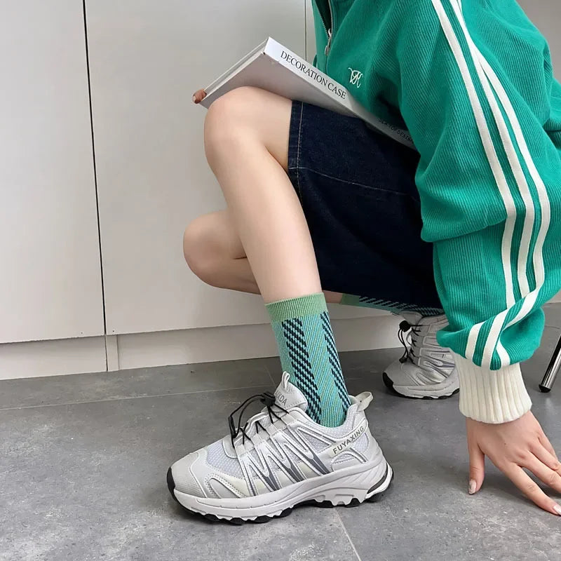 Stripe Pattern Crew Socks
