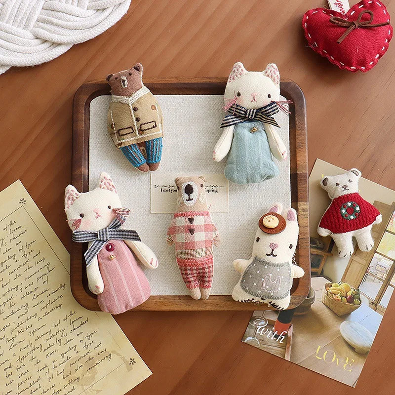 Linen Animal Pals Brooch (6 Designs)