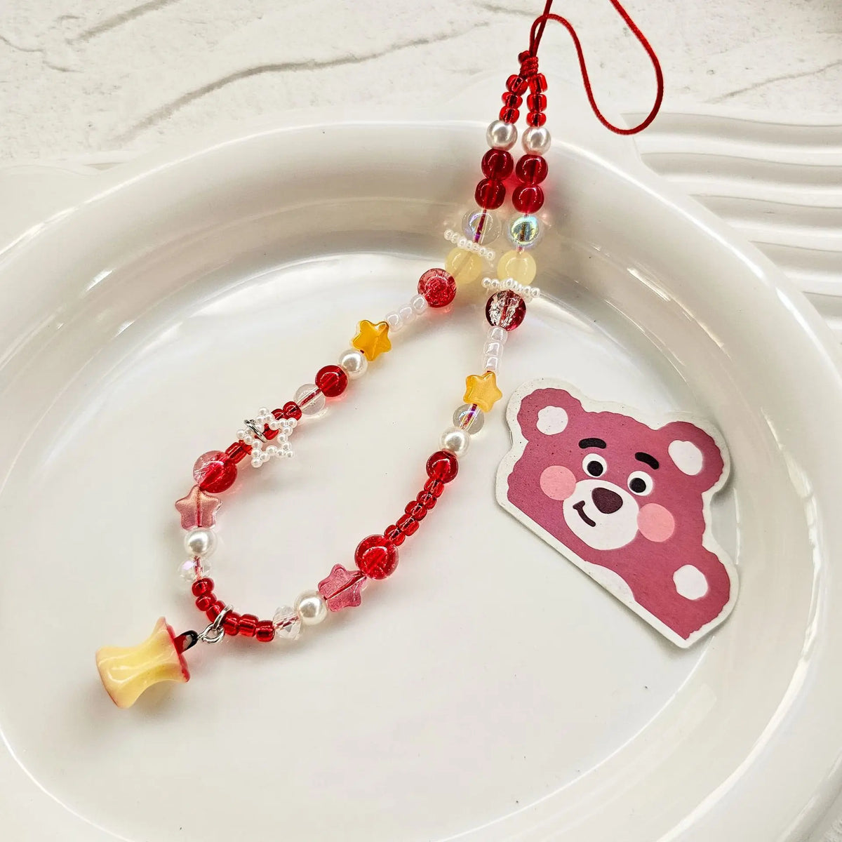 Original Trendy Red Bead Apple Star Phone Charm Unique Camera Strap Keychain Colourful Lanyard Pendant for IPhone 15 Pro - Ice Cream Cake
