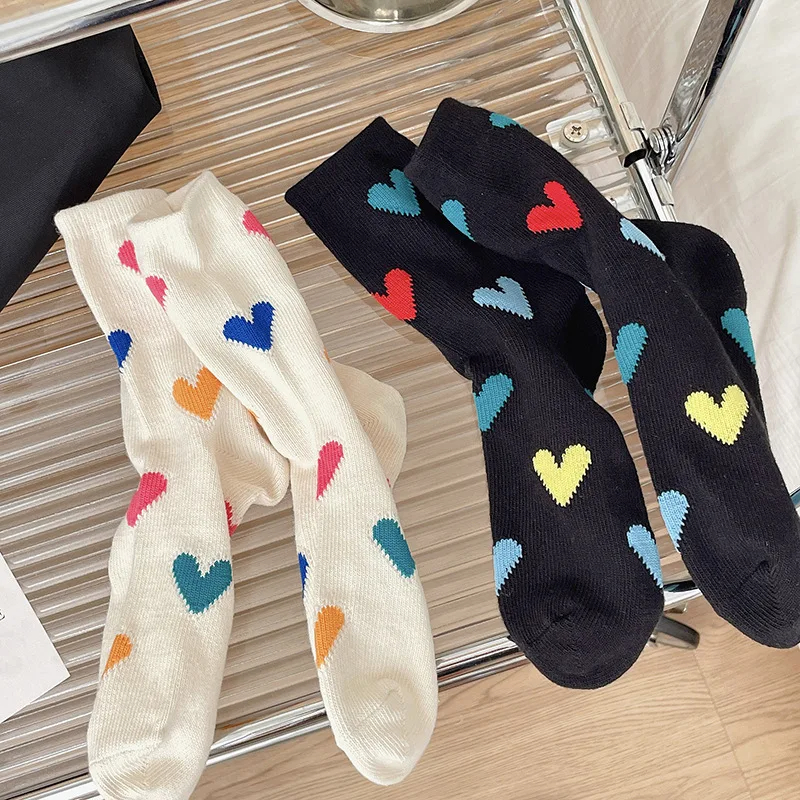 Heart Pattern Crew Socks (4 Colours)