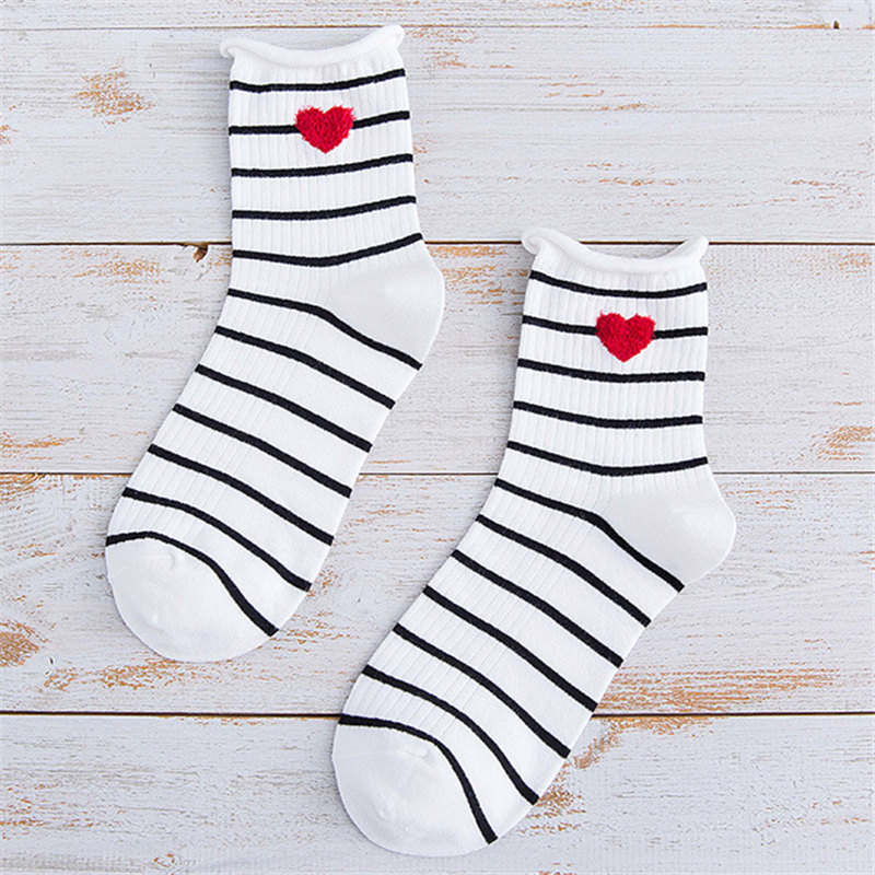 Striped Heart Embroidery Ankle Socks (7 Colours) - Ice Cream Cake