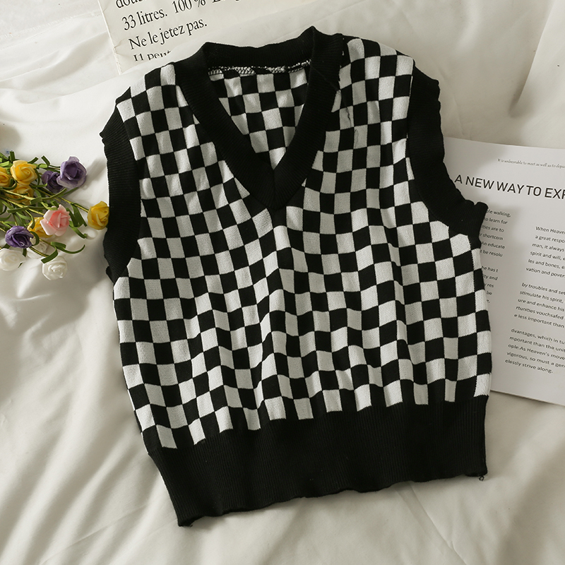 Checkerboard Pattern Knit Sweater Vest (4 colours)