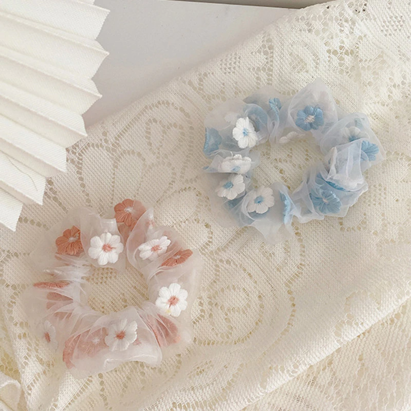 Pastel Embroidered Daisy Scrunchie (2 Colours)