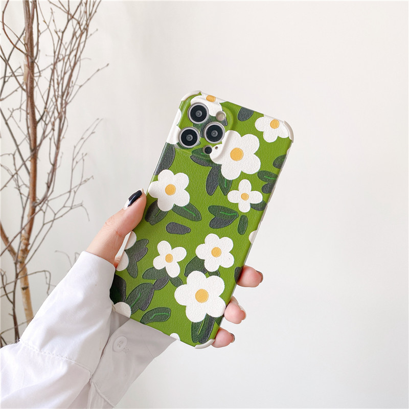 Green Daisy iPhone Case