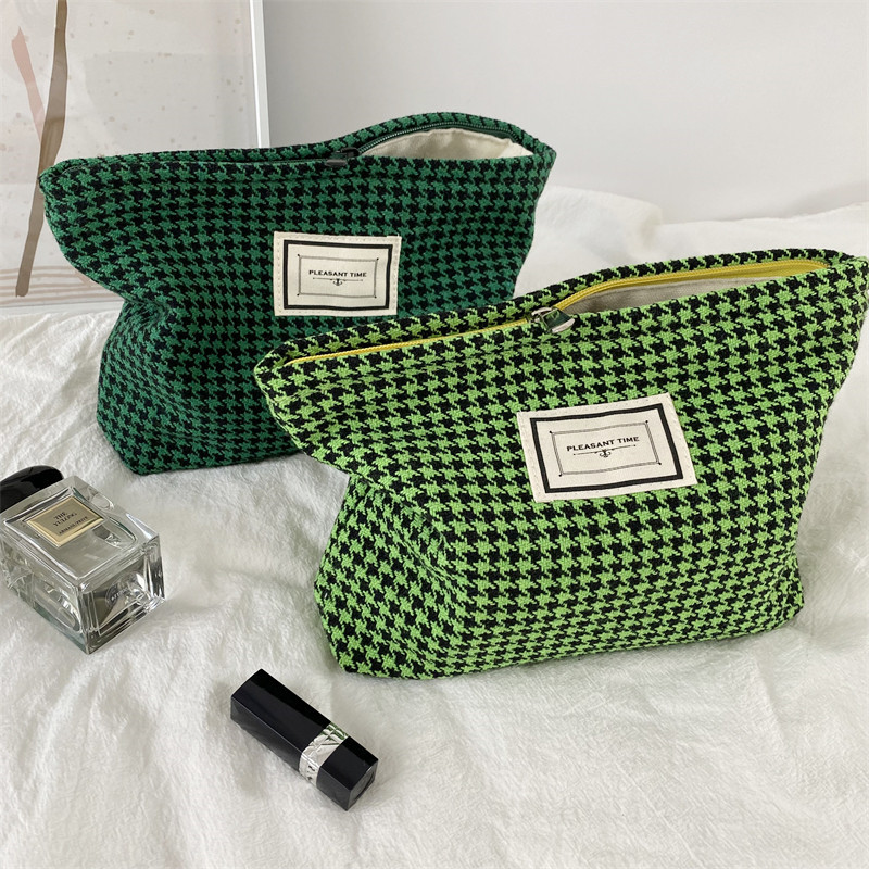 Houndstooth Pattern Zipper Pouch (3 Colours)