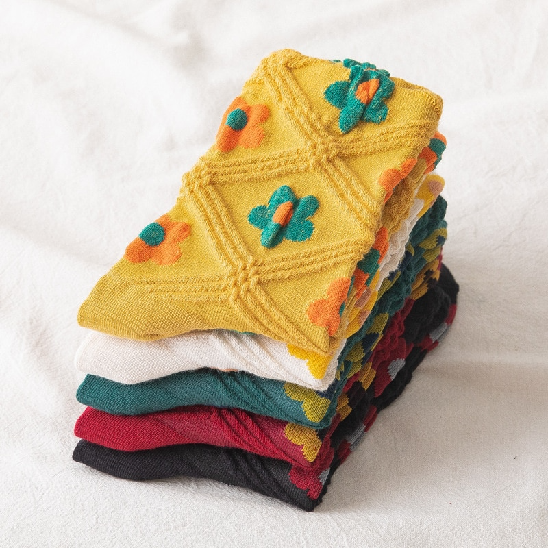 Textured Flower Crew Socks (5 Colours) - Ice Cream Cake