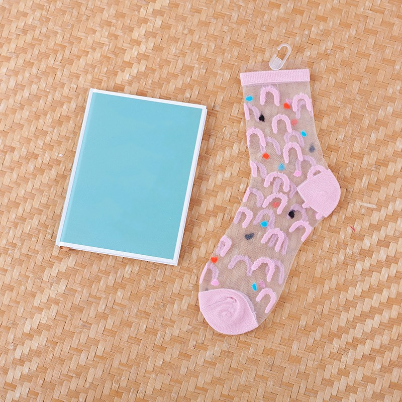 Transparent Pink Wavy Shapes Pattern Ankle Socks
