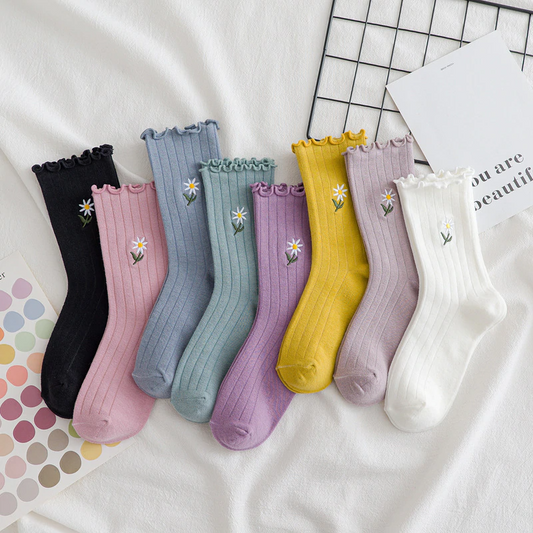 Daisy Ruffle Crew Socks (8 Colours)