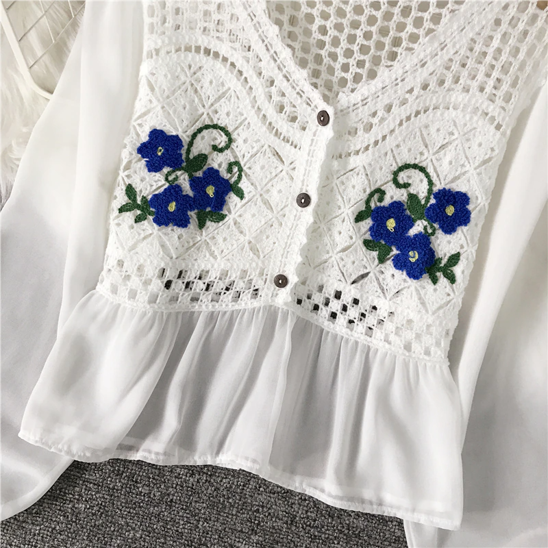 Floral Embroidery Peasant Blouse (2 Colours)
