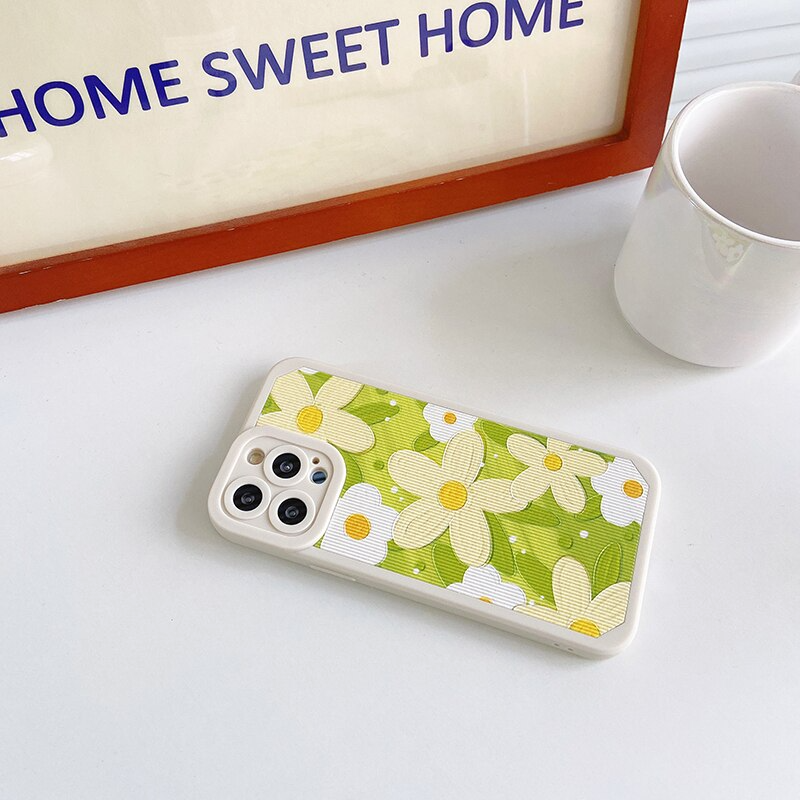 Painted Daisy Pattern iPhone Case