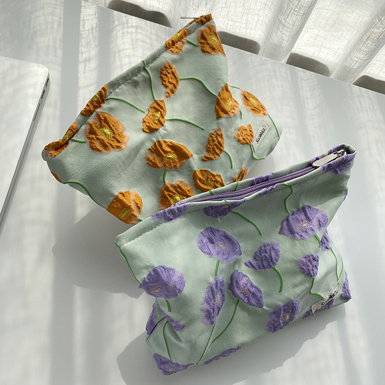 Textured Flower Pattern Zipper Pouch (2 Colours)
