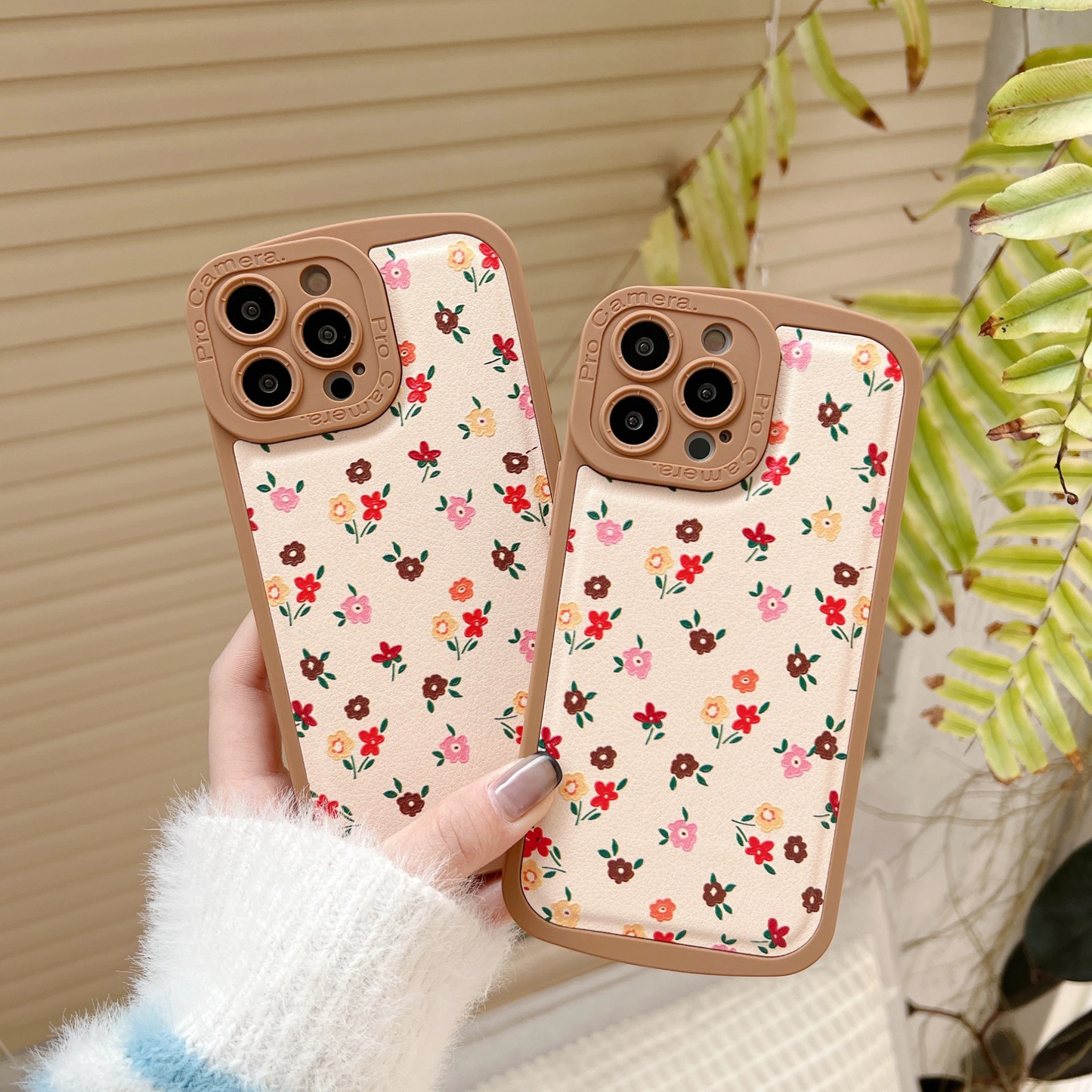 Floral Wallpaper Pattern iPhone Case