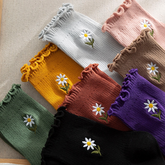 Frilly Daisy Crew Socks (8 Colours)